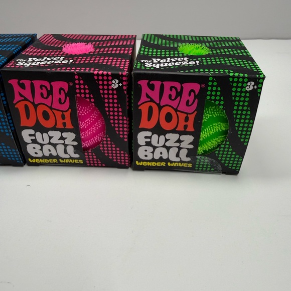 Needoh fuzz ball wonder waves - Picture 4 of 5
